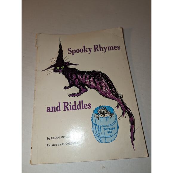 Lot 9 Vintage Collectible Children's Chapter Books Rare Halloween Scary Rare - Picture 4 of 10